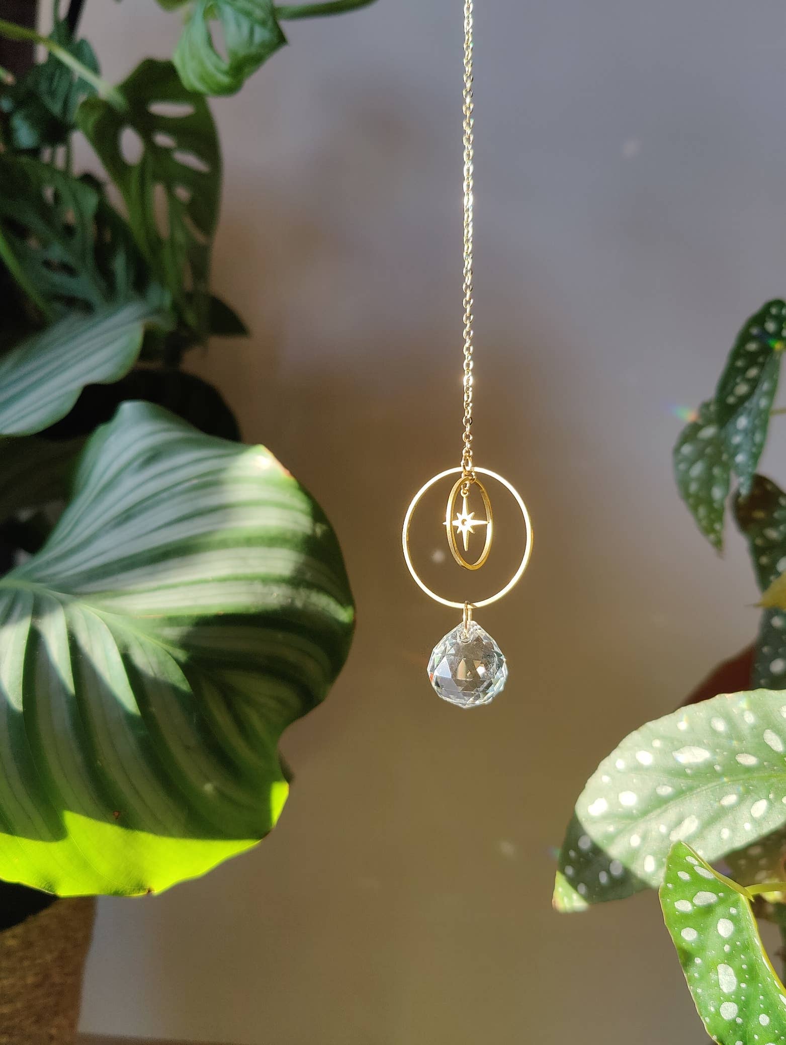 Atelier Intuitive - Wholesale Suncatcher - ASTRO AIR • Mini Suncatcher in Brass & Glass Crystal