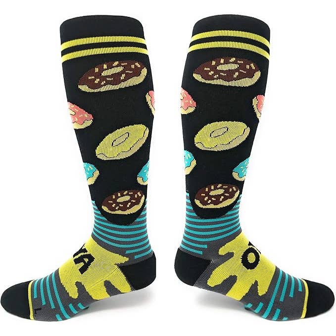 Donut Magic | Meias de Compressão Unissexo até ao Joelho 15-20 mmHg por atacado de Oooh Yeah/Sock It Up/Oooh Geez Slippers