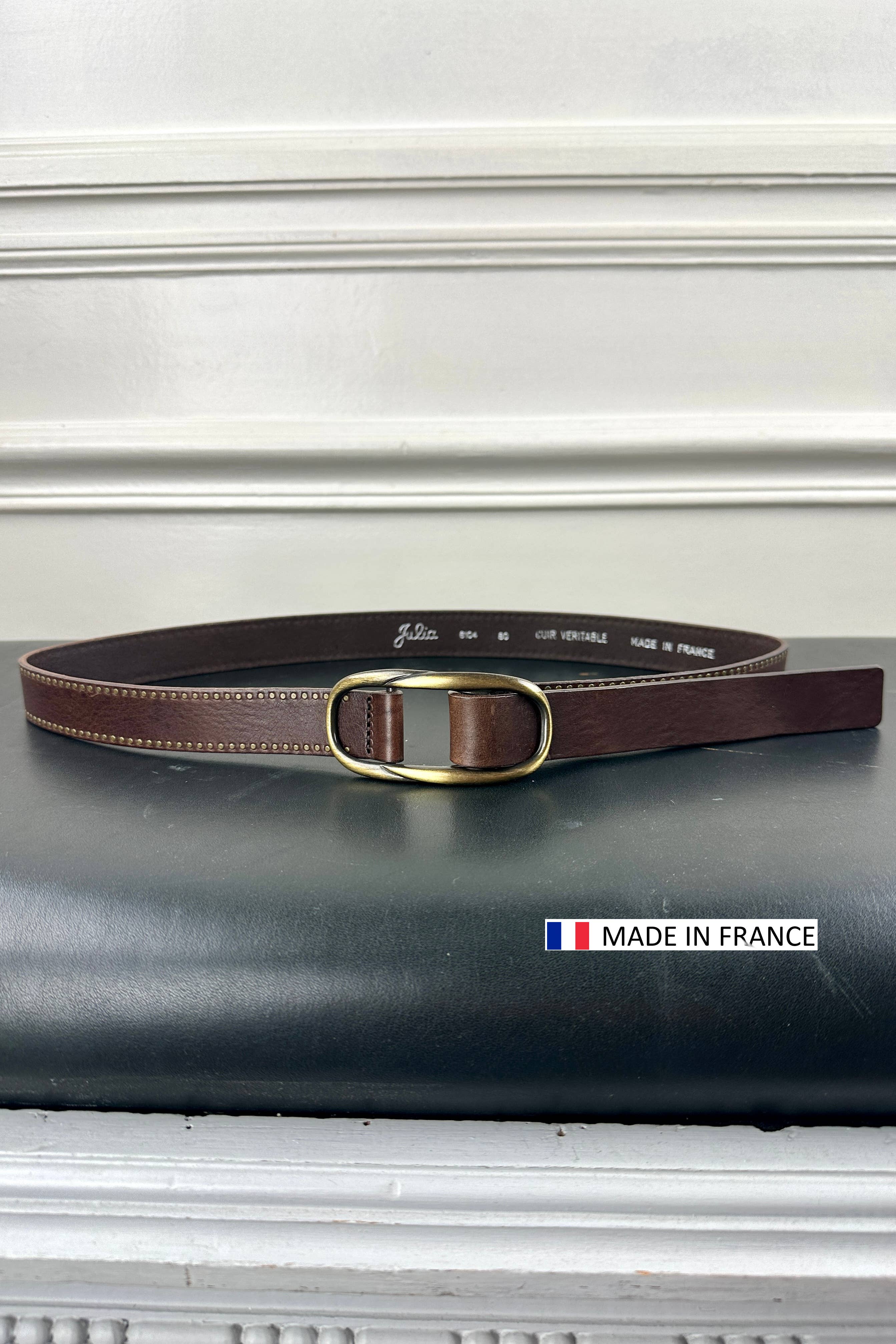 brun Smalt bälte i kohudsläder med bronsfärgad spänne, 25 mm för wholesale på Faire