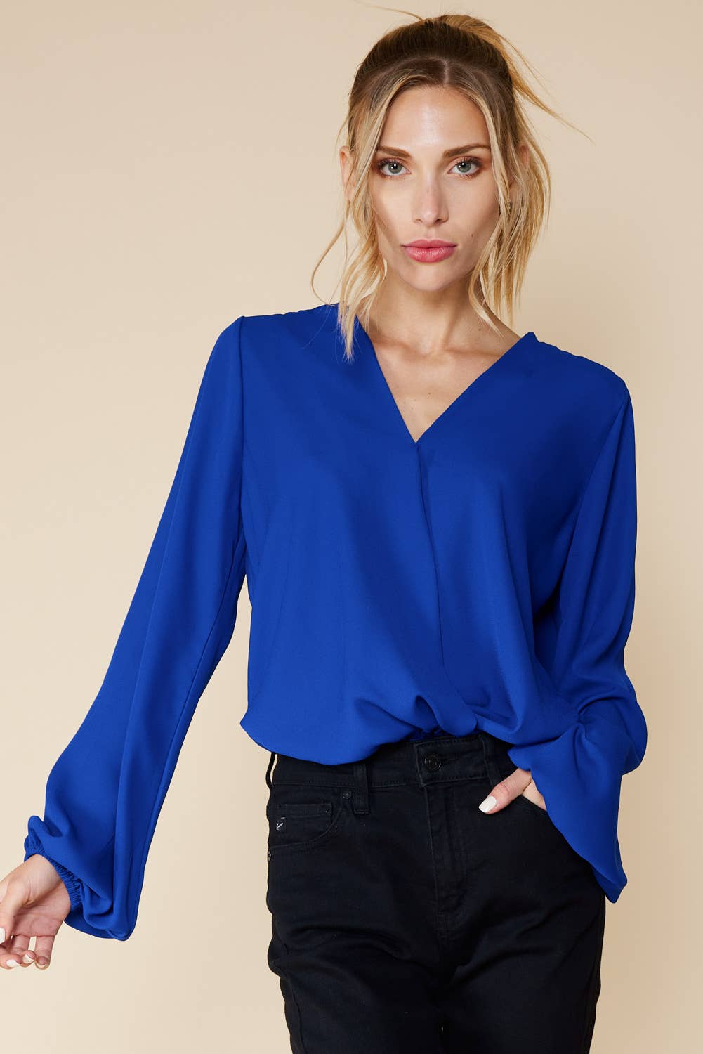 FSL Apparel - Venta al por mayor Blusa - Mujer - ST3474 - BODY TEJIDO CON CUELLO EN V Y MANGAS ABULLONADAS13