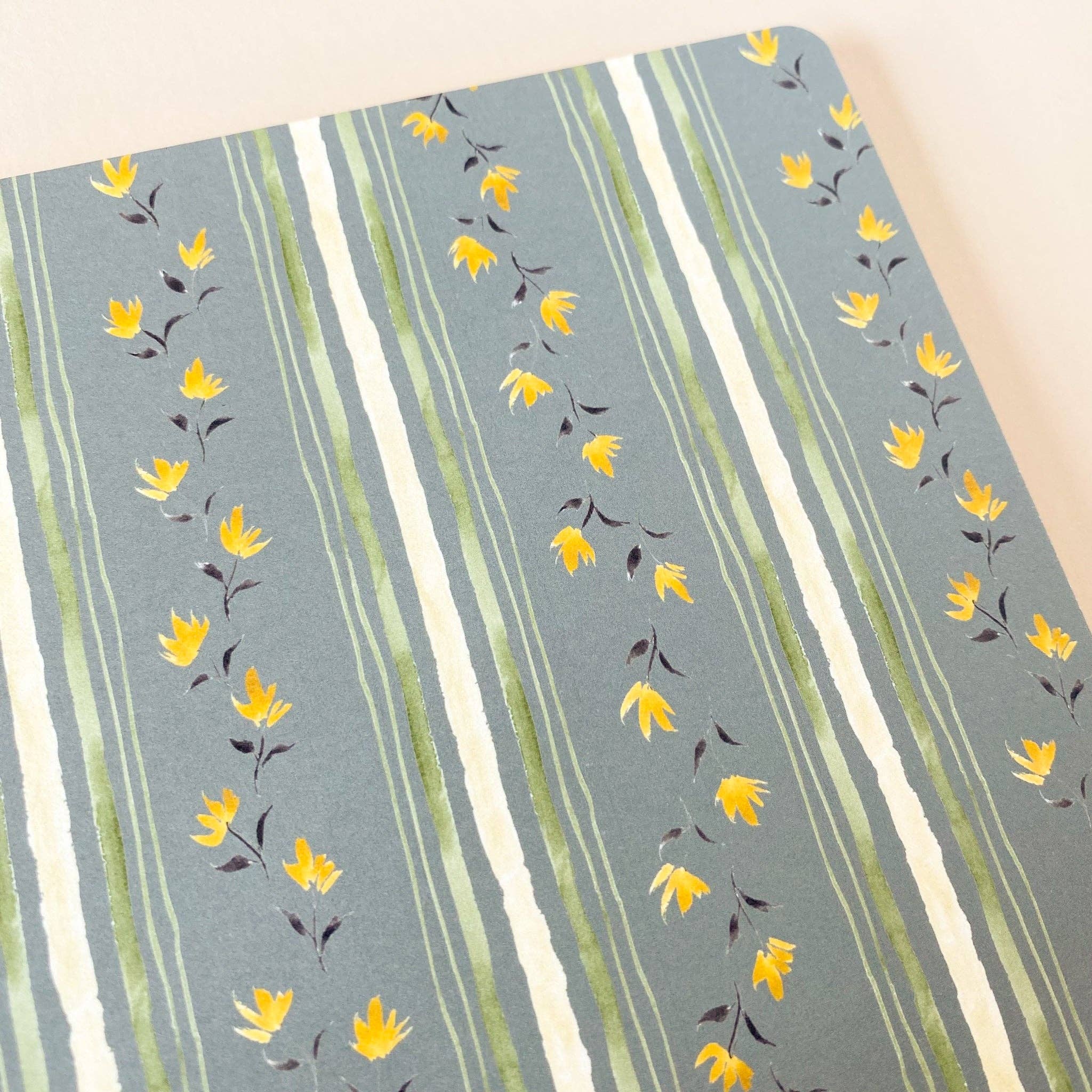 Whitney Rain Studio - Venta al por mayor Cuadernos - Cuaderno Blue Cottage Stripes1