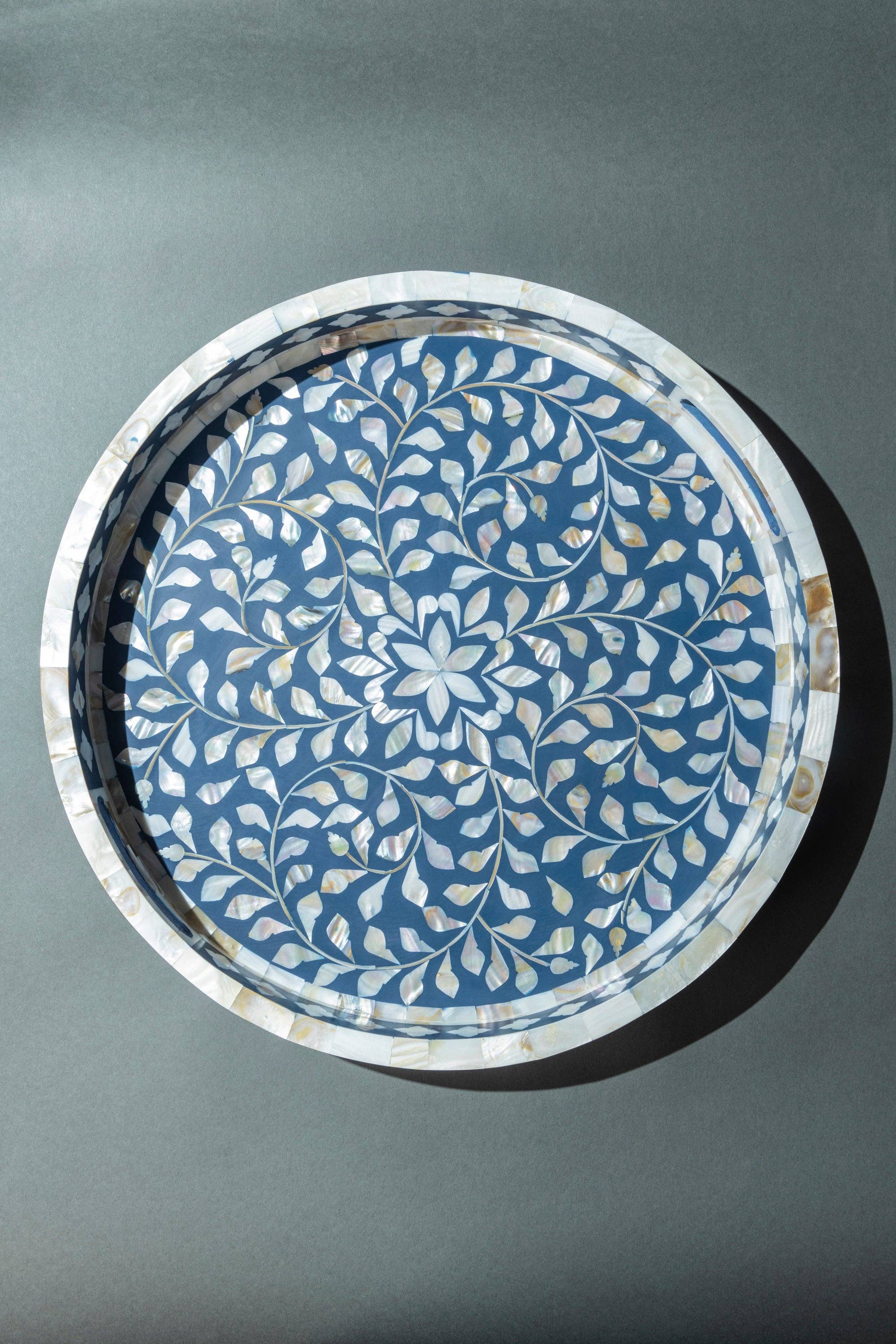 GAURI KOHLI – wholesale Decorative tray – Jodhpur Collector’s Inlay Round Tray9