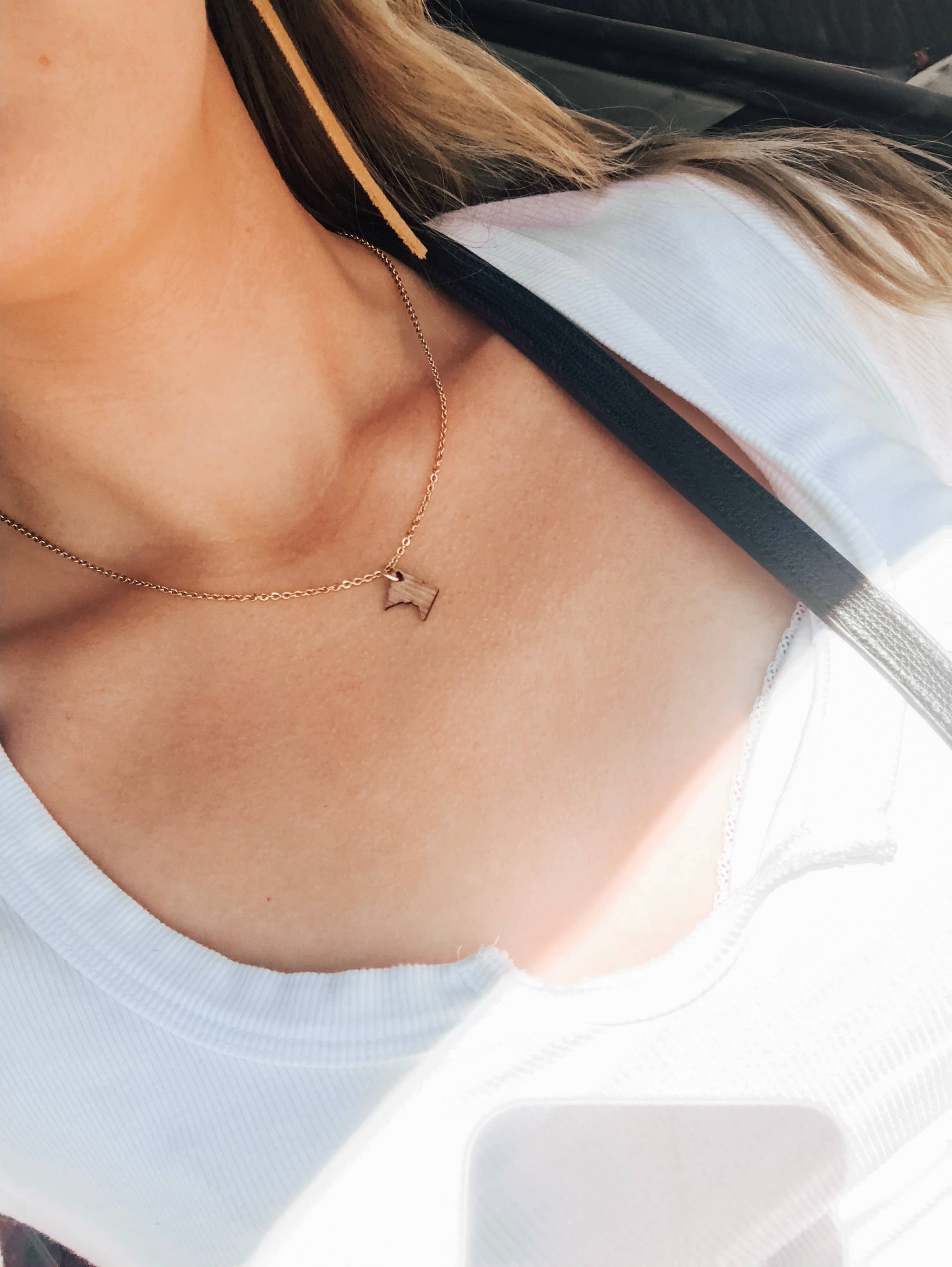 Cecelia Designs Jewelry - Venta al por mayor Collares con colgantes/abalorios - Estado Collares Joyería1