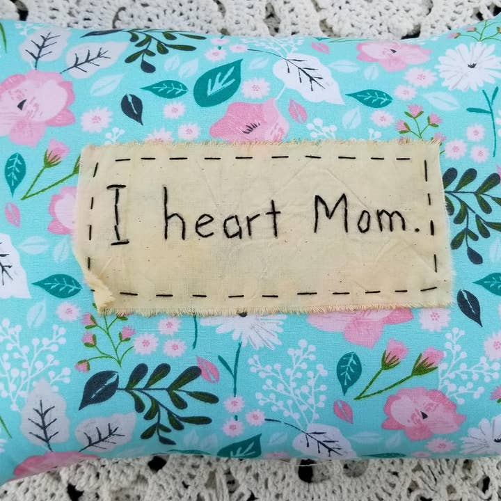 Scraps of the Past - Wholesale Throw/Decorative Pillow - I heart Mom Pillow