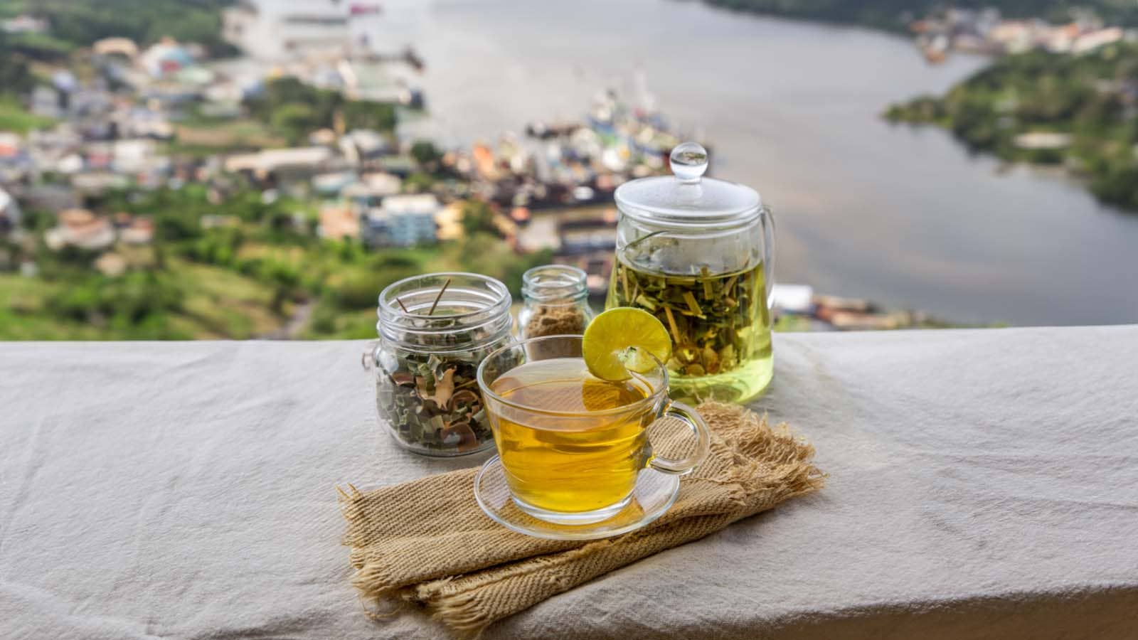 Worldwide Botanicals - Wholesale Herbs - Organic Lemon Grass Leaves 1