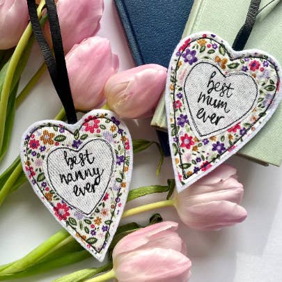 Girl Friday Embroidery – wholesale Ornament – Mothers Day Heart Decoration1