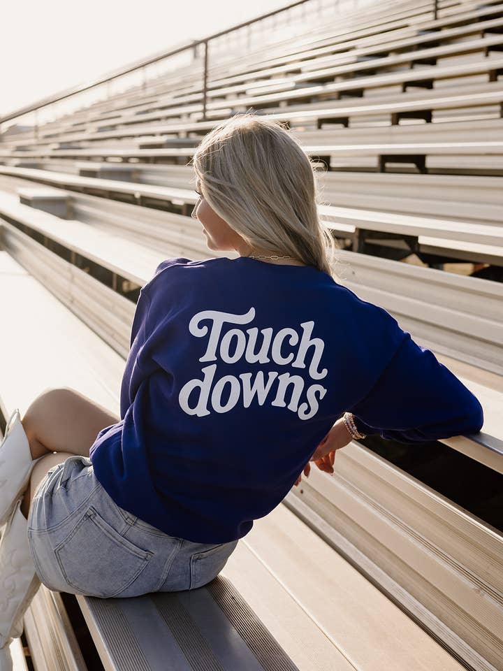 Funky Touchdowns Lila für den Großhandel von Worthy Hat Co.