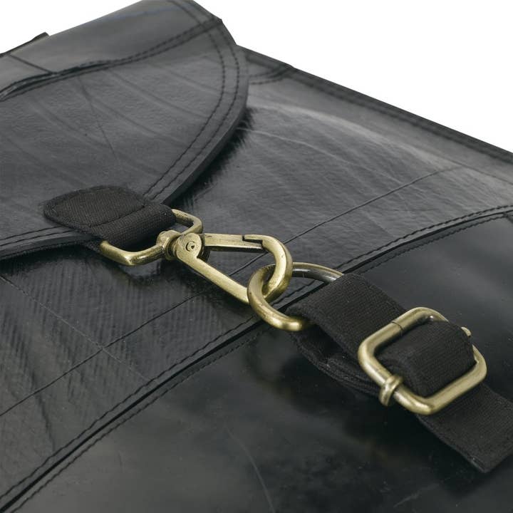 SO JUST SHOP - Wholesale Shoulder bag – women's - Vegan Saddle Bag4