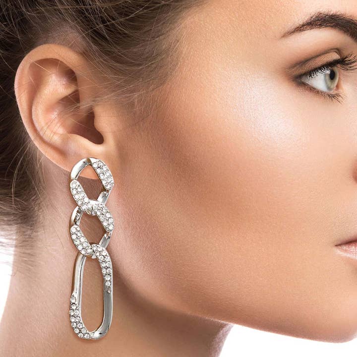 Boucles d'oreilles chaîne en argent avec strass pour la vente par PinktownUSA
