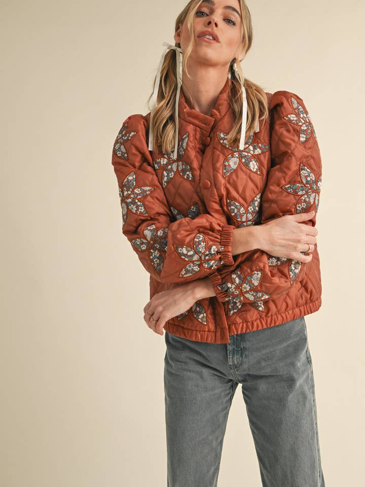 &MERCI - Wholesale Jacket - Women's - QUILTED JACKET WITH FLORAL PATCHWORK MJK330027