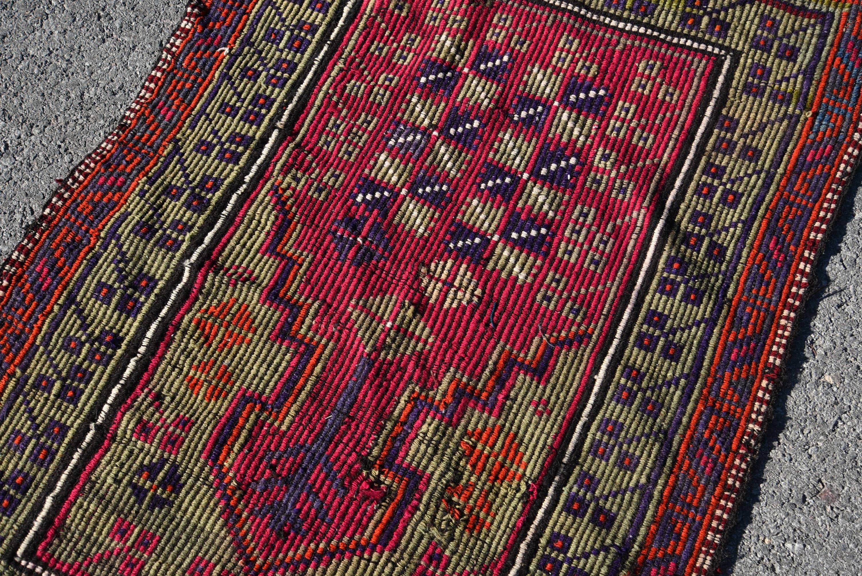 The Loom Wholesale – wholesale Rug pad – Handwoven Wool Rug, Red & Green Geometric Design4