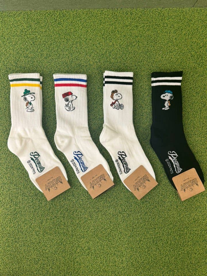 K_Wonderland - Wholesale Socks - Unisex - Peanuts Variety Snoopy 2Line Crew Ankle Socks