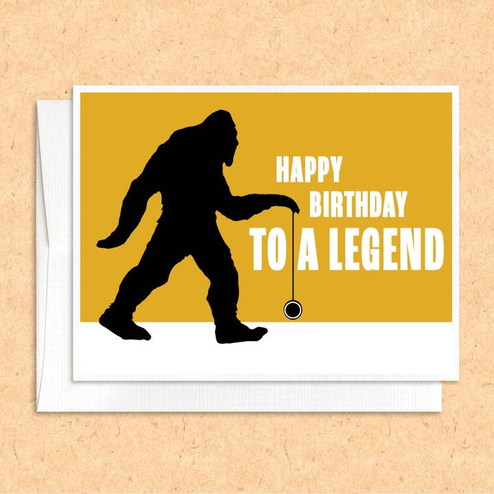 Bigfoot Birthday Legend grappige wenskaart voor wholesale door Colossal Sanders
