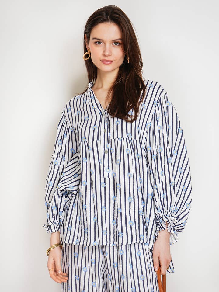 Blouse imprimée en gaze de coton 2431-FLEUR pour la vente par NOELINE