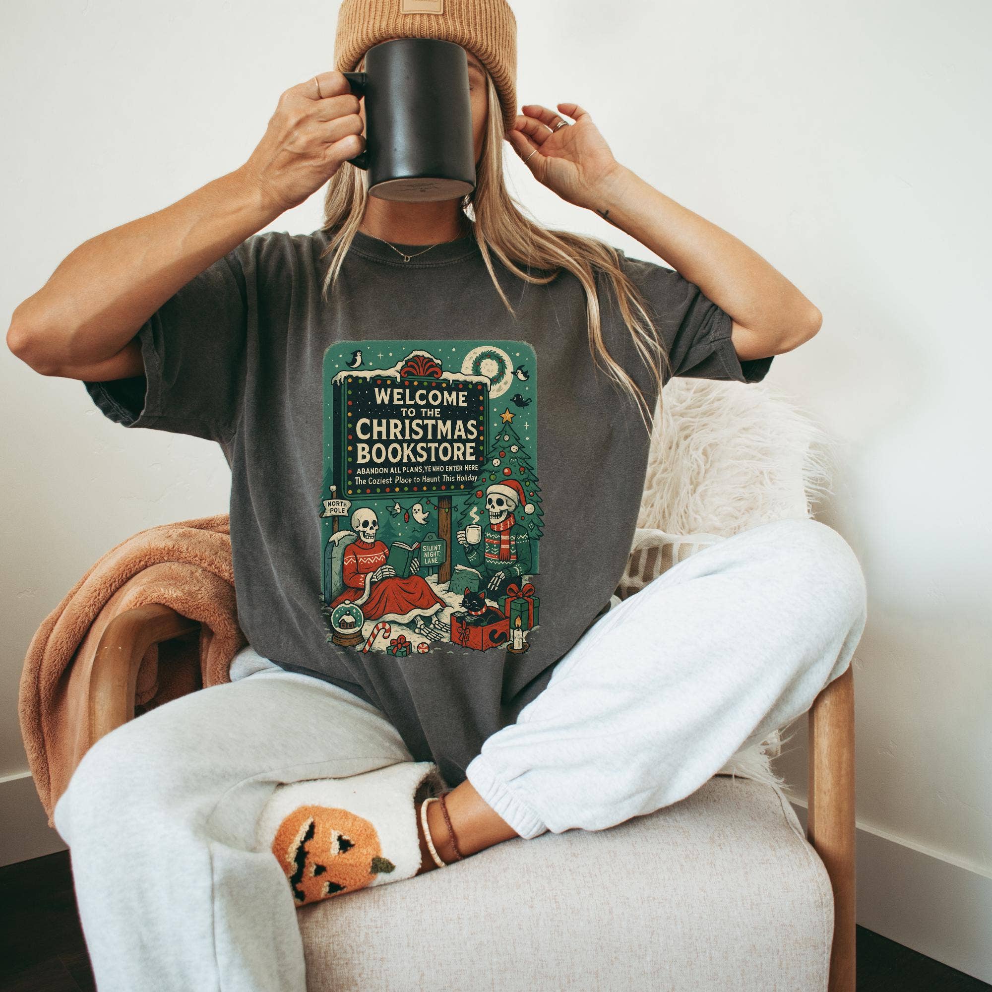 Glaime - Wholesale T-Shirt (Graphic) - Women's - Comfort Colors Christmas Shirt, Christmas Bookstore Sweater4