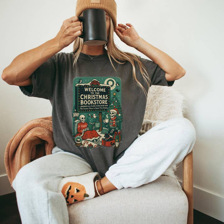 Glaime - Wholesale T-Shirt (Graphic) - Women's - Comfort Colors Christmas Shirt, Christmas Bookstore Sweater4