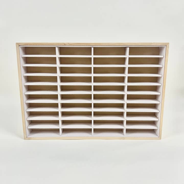 COSMOS – Engroshandel Smykkestativ og -display – Armbåndsdisplay med 50 rum præsentation3