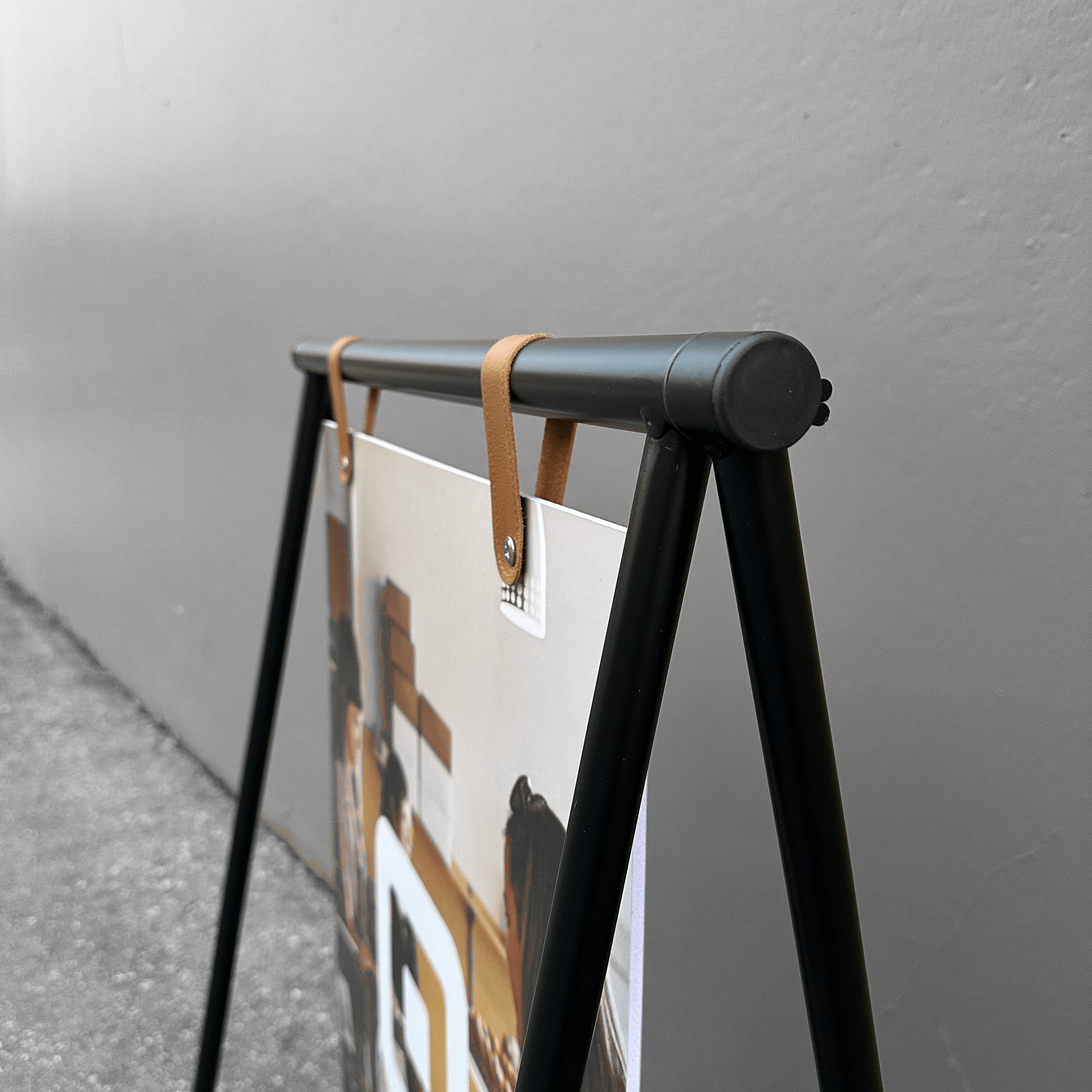 DisplayCanada - Vente Enseigne d'extérieur - Panneau de trottoir en métal en A 22" x 28" avec panneau en PVC6