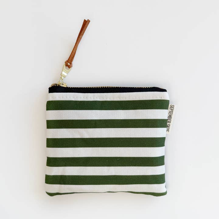 Petite pochette carrée à rayures épaisses vert foncé pour la vente par September Skye Bags & Accessories