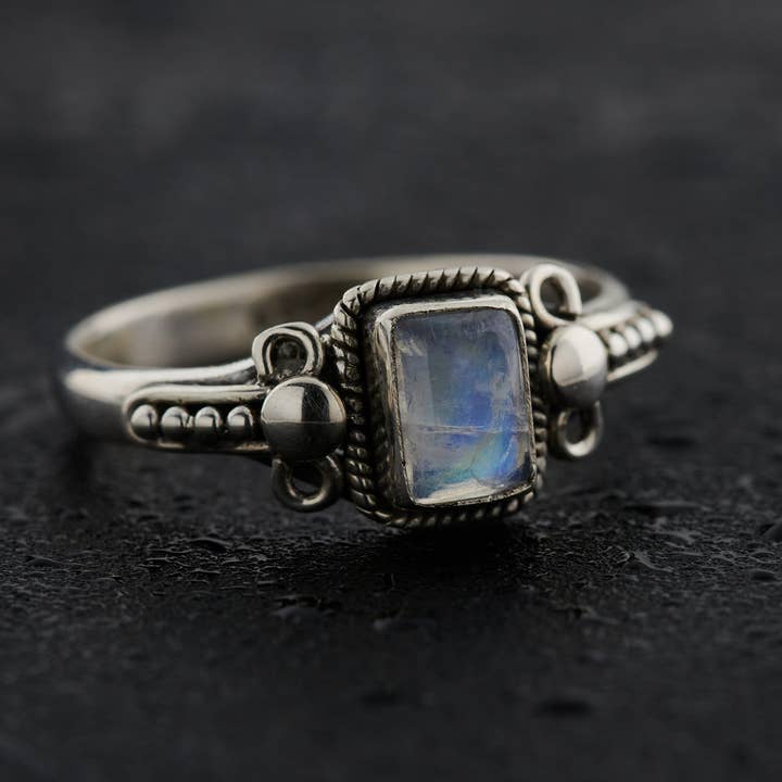 MÅNSTEN STERLING SILVER ORIONRING för wholesale av Nugent Jewelry