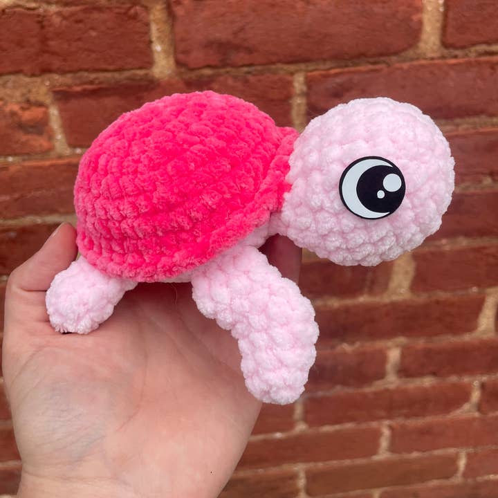 gehäkelte Meeresschildkröten, handgemachte Schildkröten, Plüschtiere für den Großhandel von Little Crochet Attic