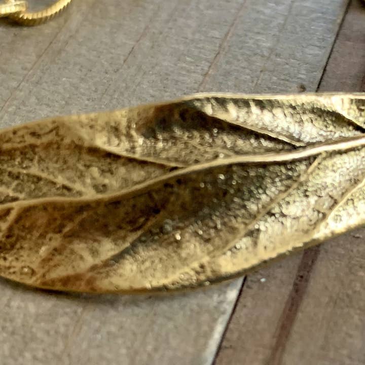 Nellie Pratt Artisan Jewelry - Wholesale Charm/Dangle Bracelet - Nature Chic- boho leaf bracelet on gold chain