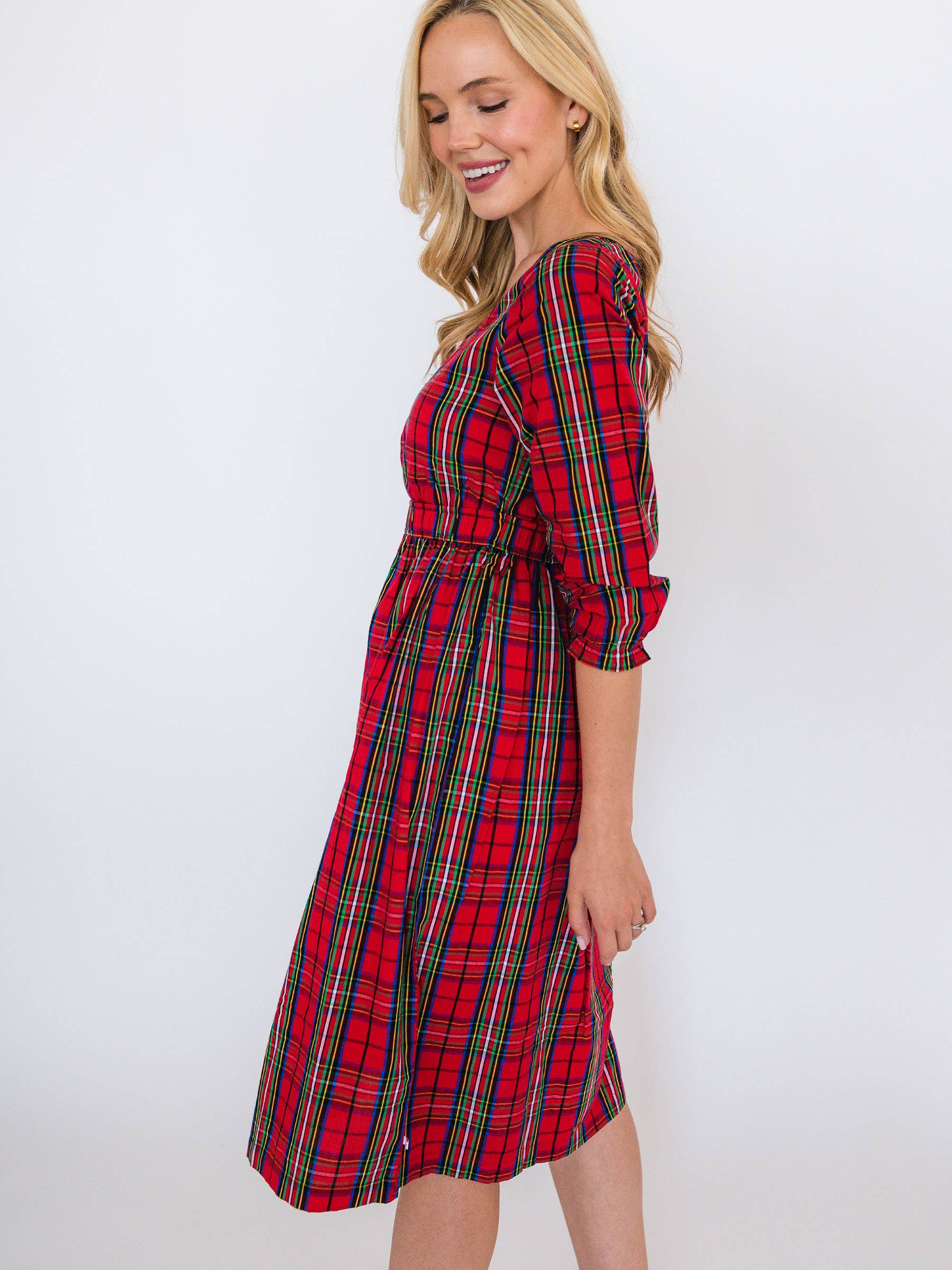 Vermelho Vestido Midi com Camadas e Mangas Bufantes 3/4 Xadrez Vermelho Nicholas para Mulher para venda a revendedores na Faire2