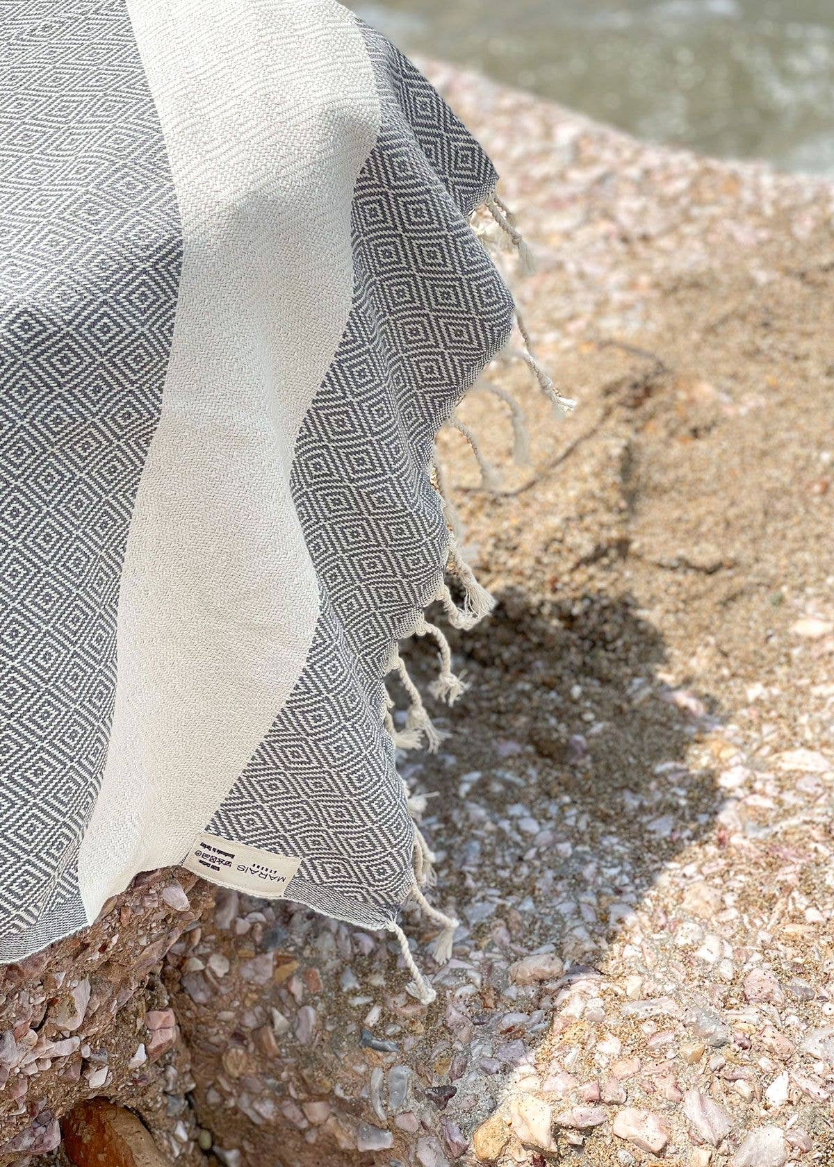 MARAÏS ATHENS - Wholesale Beach Towel - Grigio Towel1