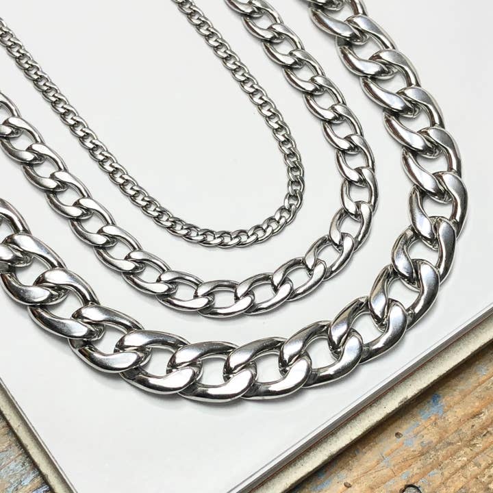 Colar de Corrente em Aço Inoxidável Prateado - 3 opções de largura por atacado de Sarah Taylor Designs