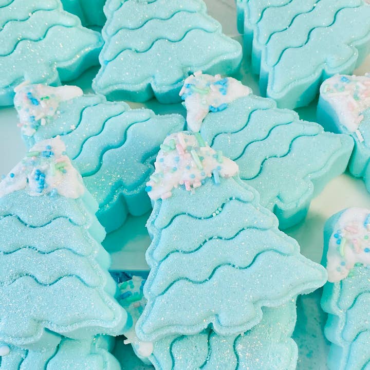 The Burlap Barn Company - Wholesale Bath Bomb/Fizz - Christmas Tree Bath Bomb