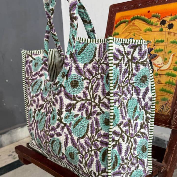 GYPSY STUDIO - Wholesale Shoulder bag – women's - Bohemian Cotton Shoulder Bag Quilted Floral Print Market Bag1