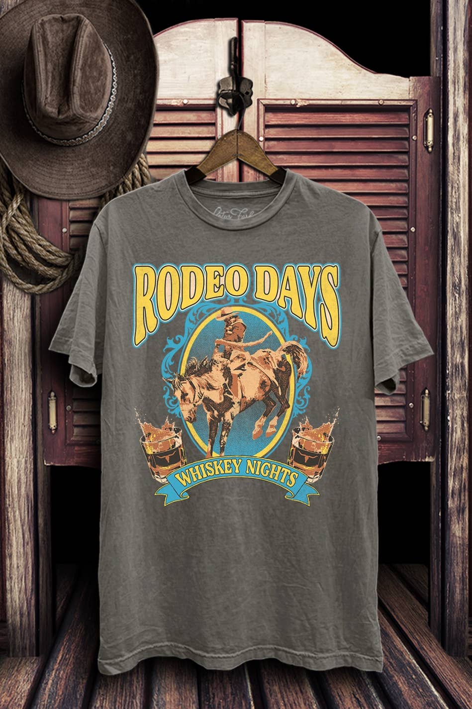 Lotus Fashion Collection - Venta al por mayor Camiseta estampada - Mujer - Camiseta estampada Rodeo Days Whiskey Nights6