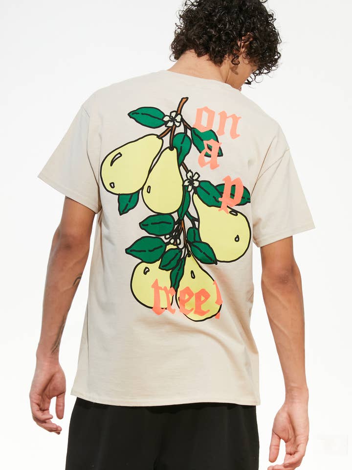 MAGLIETTA BEIGE PERA per la vendita all'ingrosso da parte di New Love Club