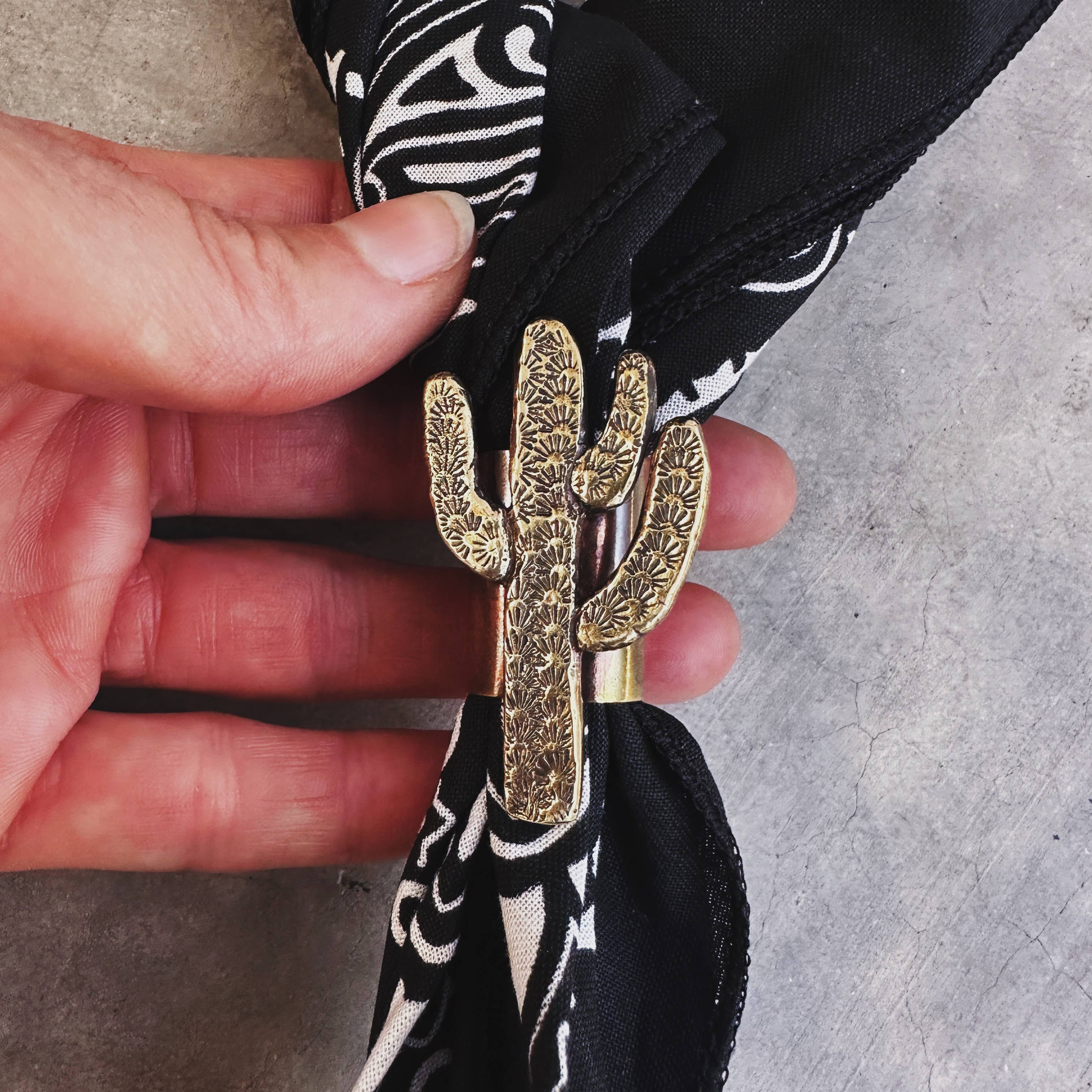 HELIOTROPE - Wholesale Scarf Clip - Women's - Bandana Slide (12 Options)1