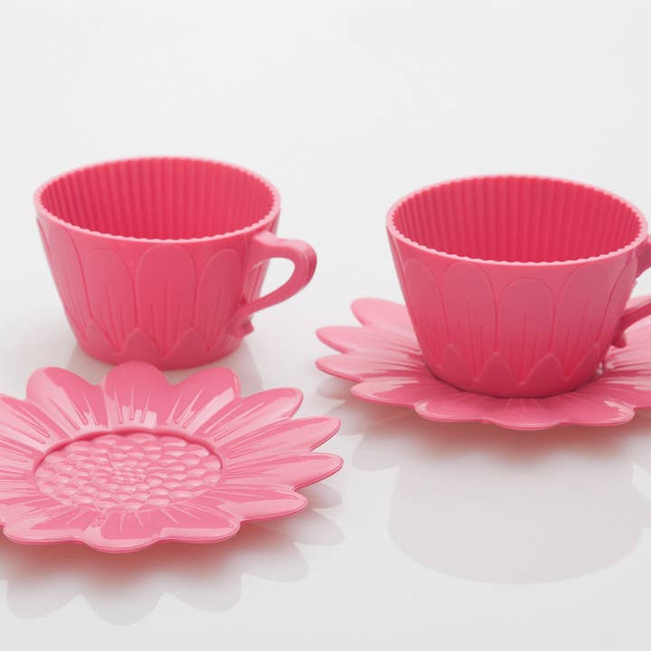 CUISIVIN - Wholesale Cupcake/muffin tin - Pavoni Daisy Mould - 2 cups for cupcakes + 2 saucers.4