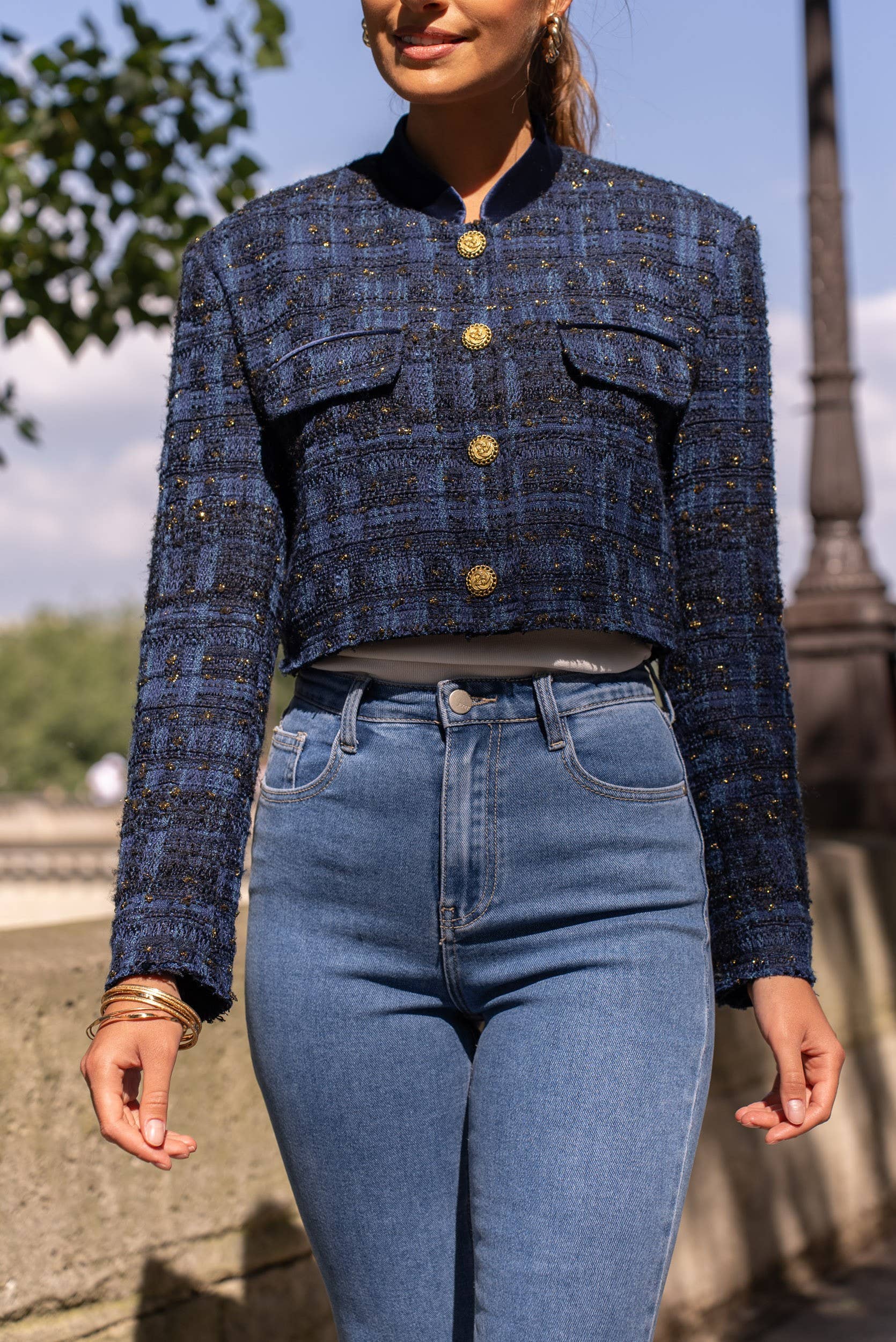 Attentif Paris – wholesale Blazer – Women's – Colourful velvet collar cropped tweed blazer jacket5