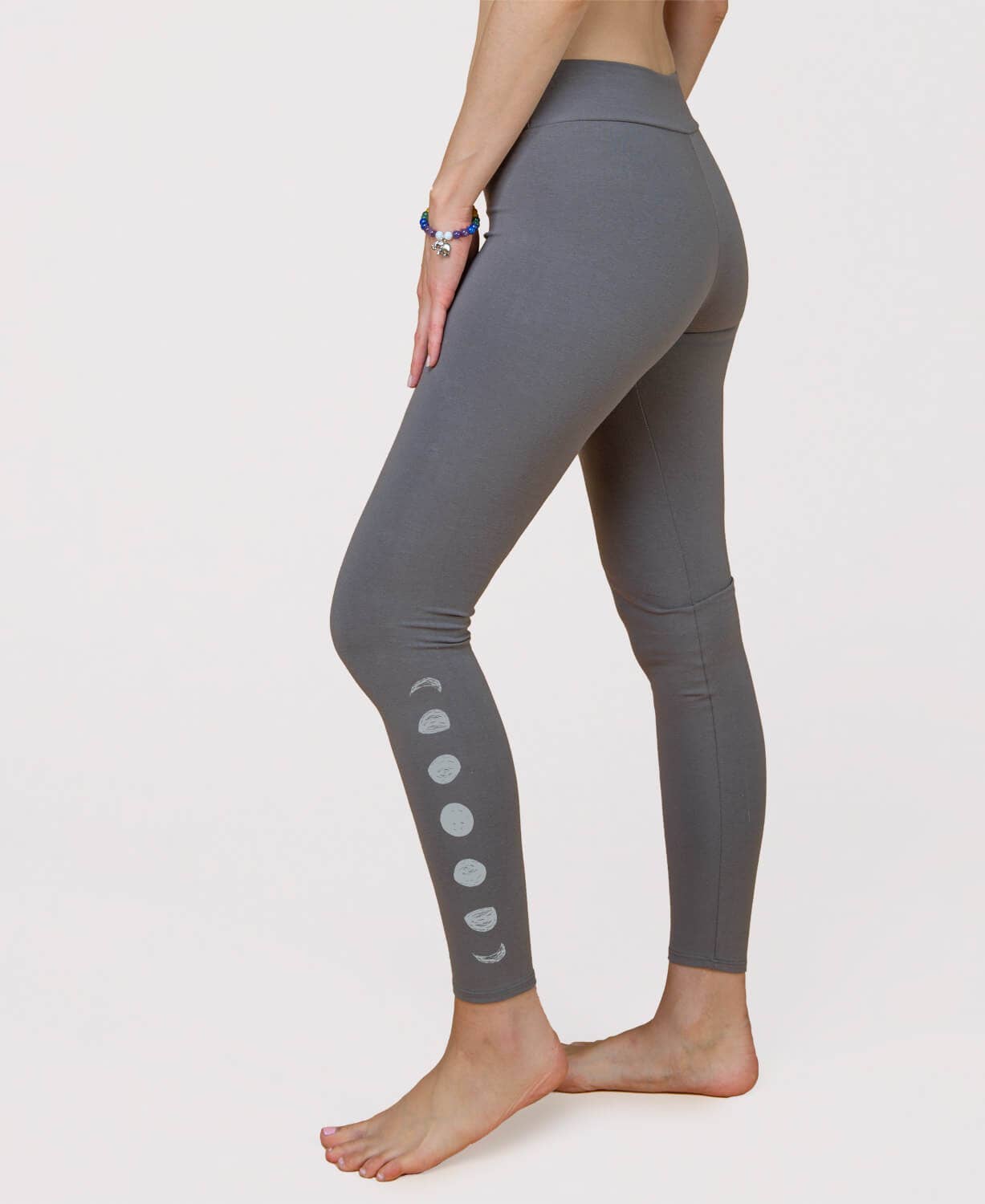 Soul Flower – Engroshandel Sports-/loungeleggings – til kvinder – Lunar Phases Leggings i økologisk bomuld - trækul0