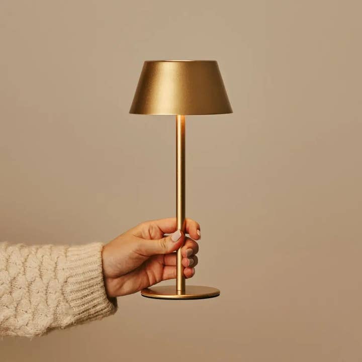 Tavellio - Wholesale Accent/desk lamp - Milou Gold - Table lamp without Cable l Modern, Design & 3 Light Modes11
