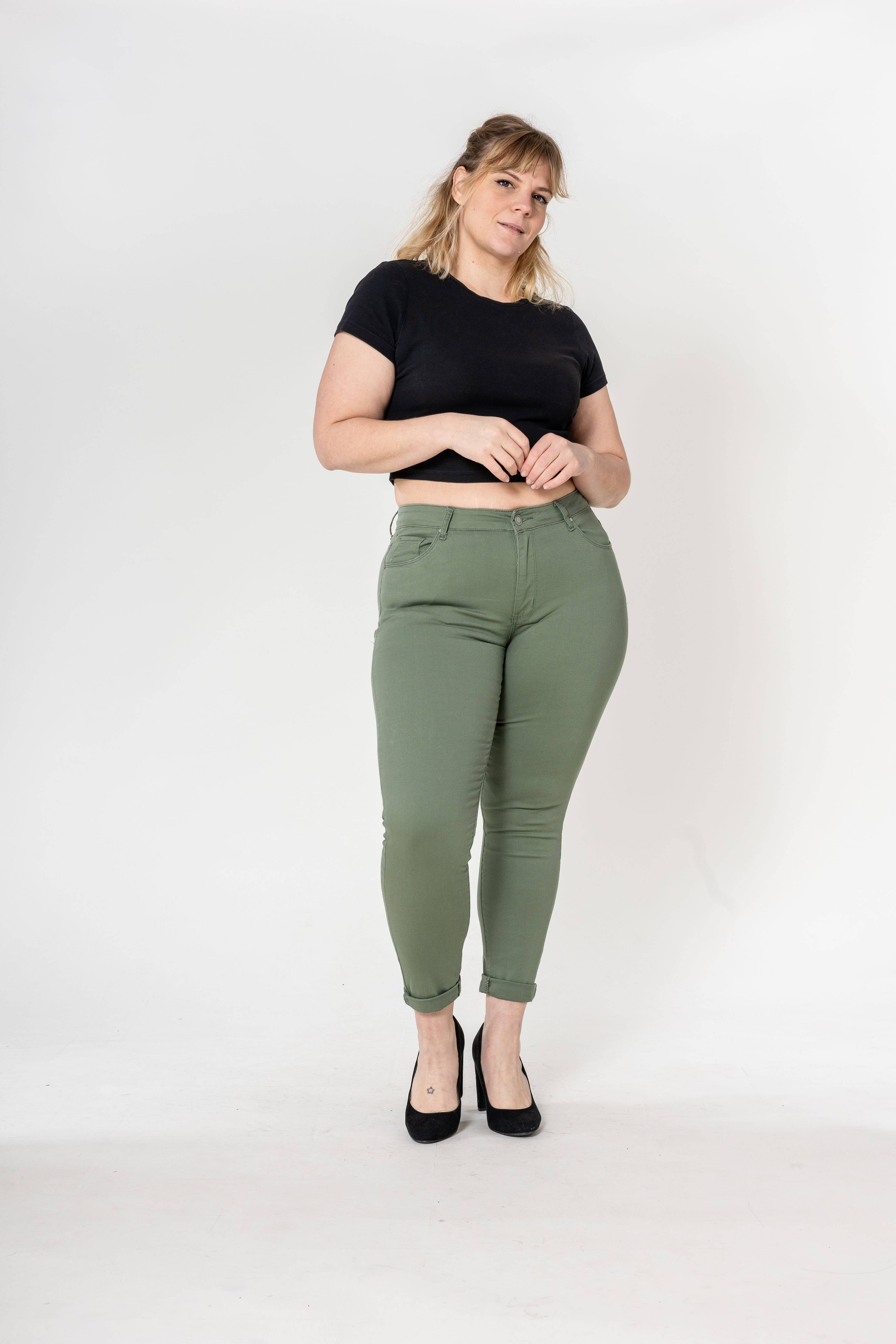 Nina Carter – Calças - Mulher por atacado – Tamanho Plus Curve Plus Tamanho Voltar ao Pescoço P19972