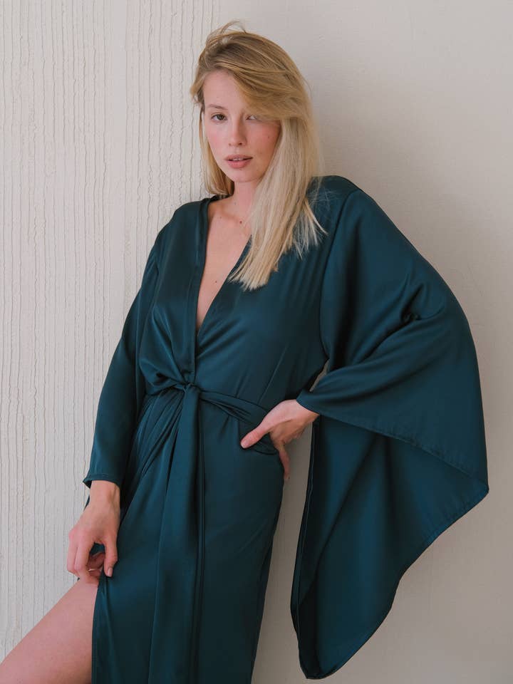 Angie's Showroom - Vendita all'ingrosso Vestaglia - Donna - Vestaglia lunga con maniche a kimono7