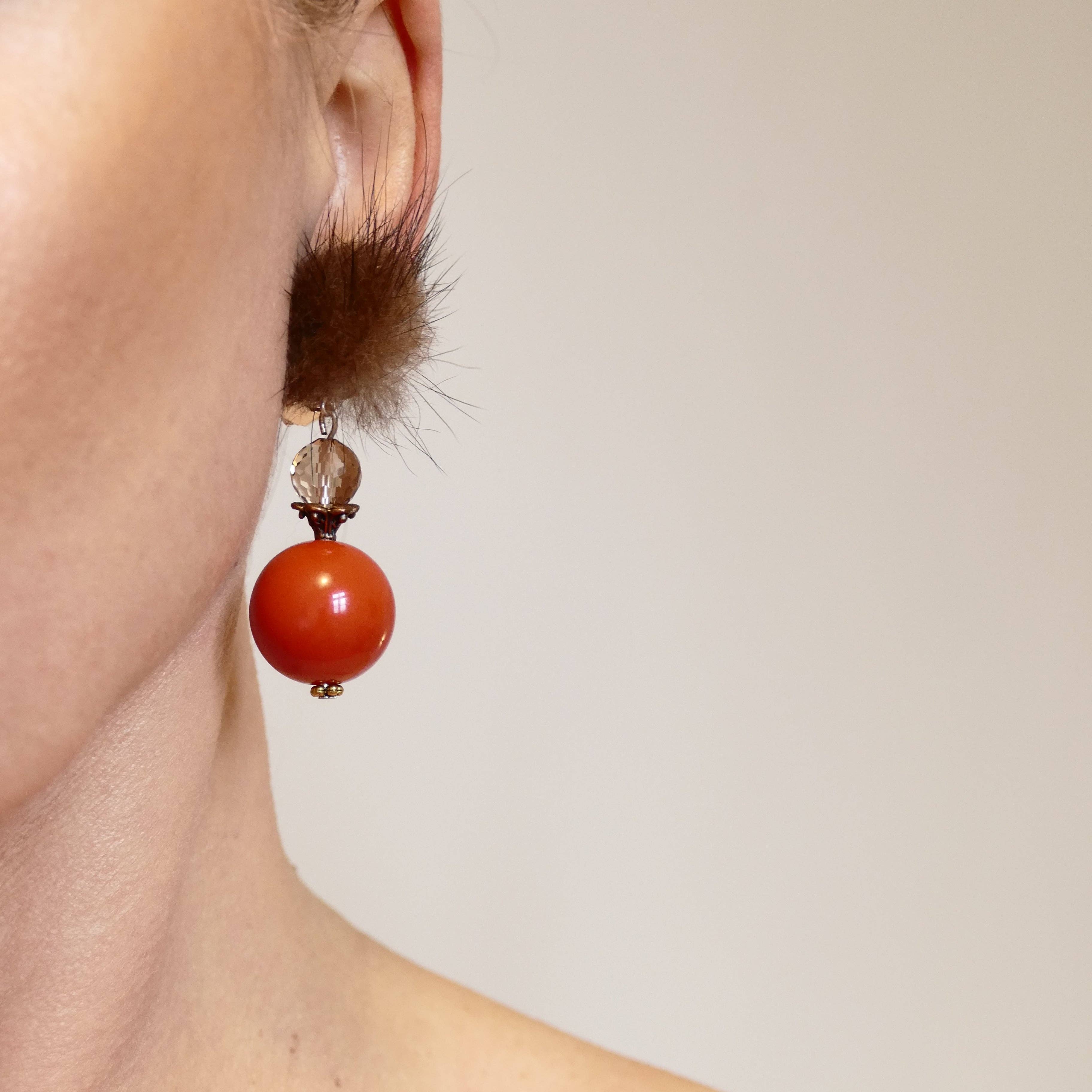 Cátia Levy Designer - Wholesale Clip-On Earrings - Felia Ear Clips Orange Red1