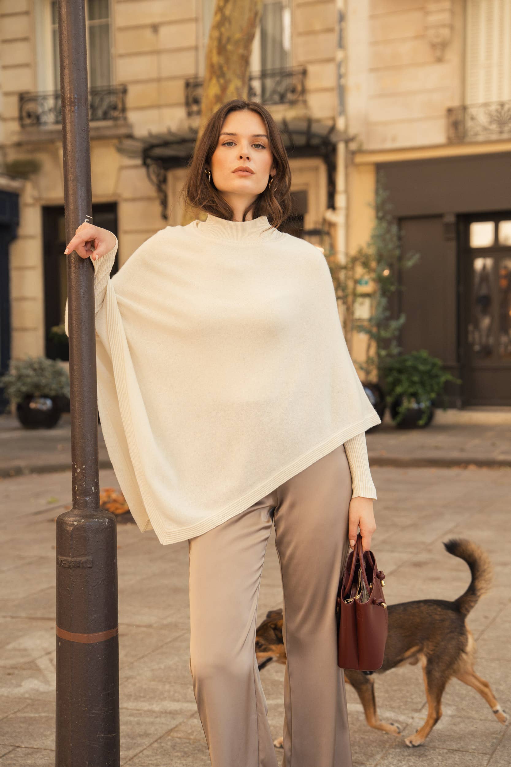 jw.atelier - Wholesale Poncho - Women's - 100% cashmere poncho1