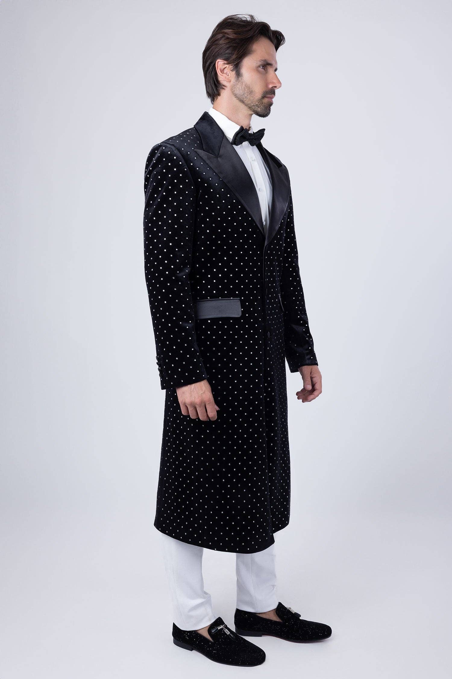 BARABAS - Wholesale Coat - Men's - Men's Rhinestone Velvet Peak Lapel Long Coat 4LBL494