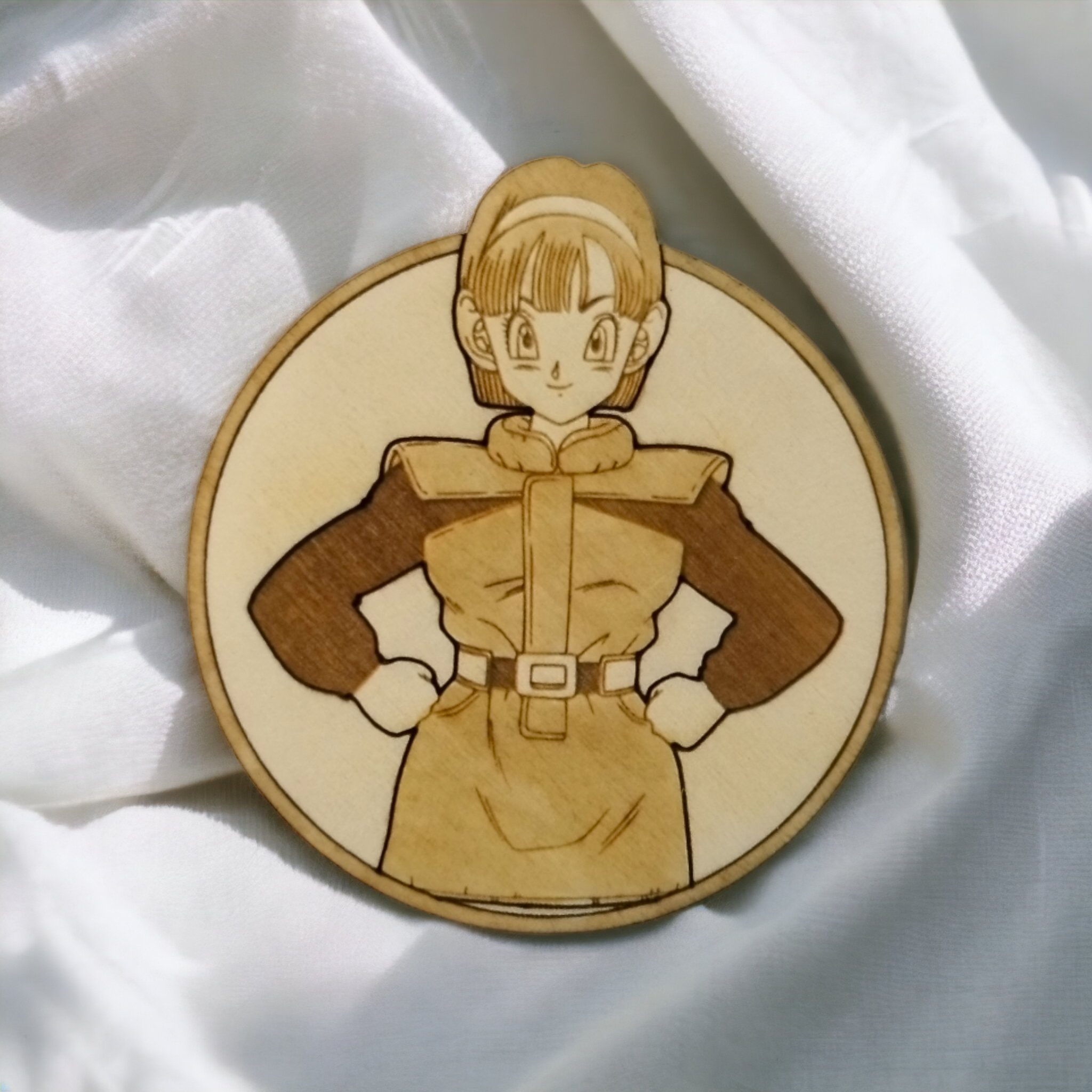 Studio Rima - Wholesale Onderzetters - Set van 6 houten onderzetters met krachtige animevrouw-motieven - cadeau3