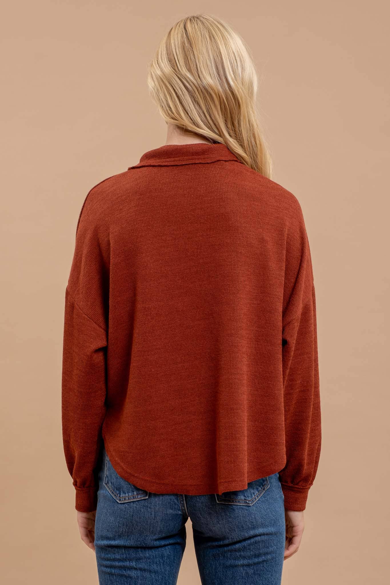 Blu Pepper - Venta al por mayor Jersey corto de punto - Mujer - TOP DE PUNTO CON CUELLO Y BORDES CRUDOS27