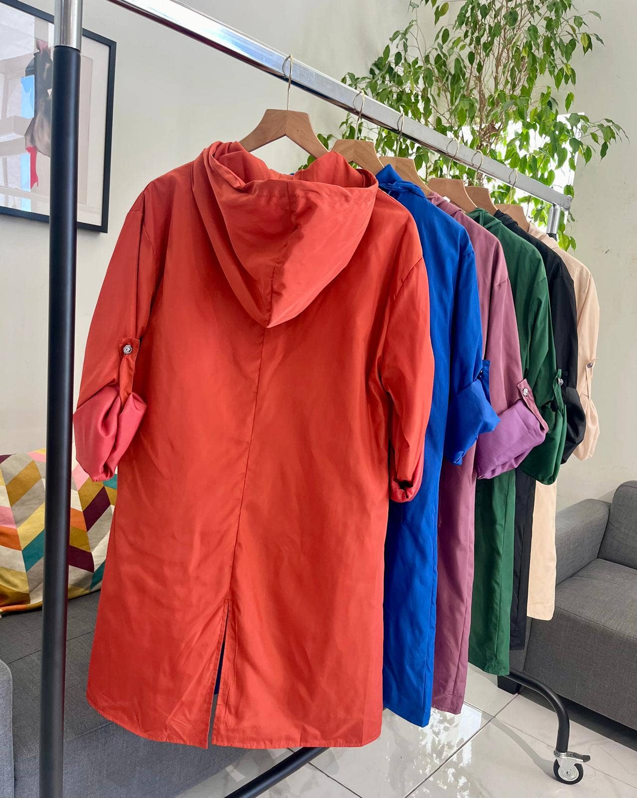 SWEET MAGIC MODA Y COMPLEMENTOS - Wholesale Raincoat - Women's - THREE-QUARTER REFLECTIVE RAINCOAT 11