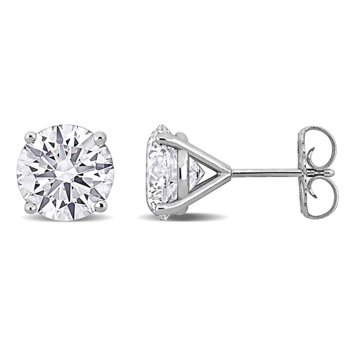 Boucles d'oreilles solitaire (5 CT. TW.) pour la vente par Created Forever