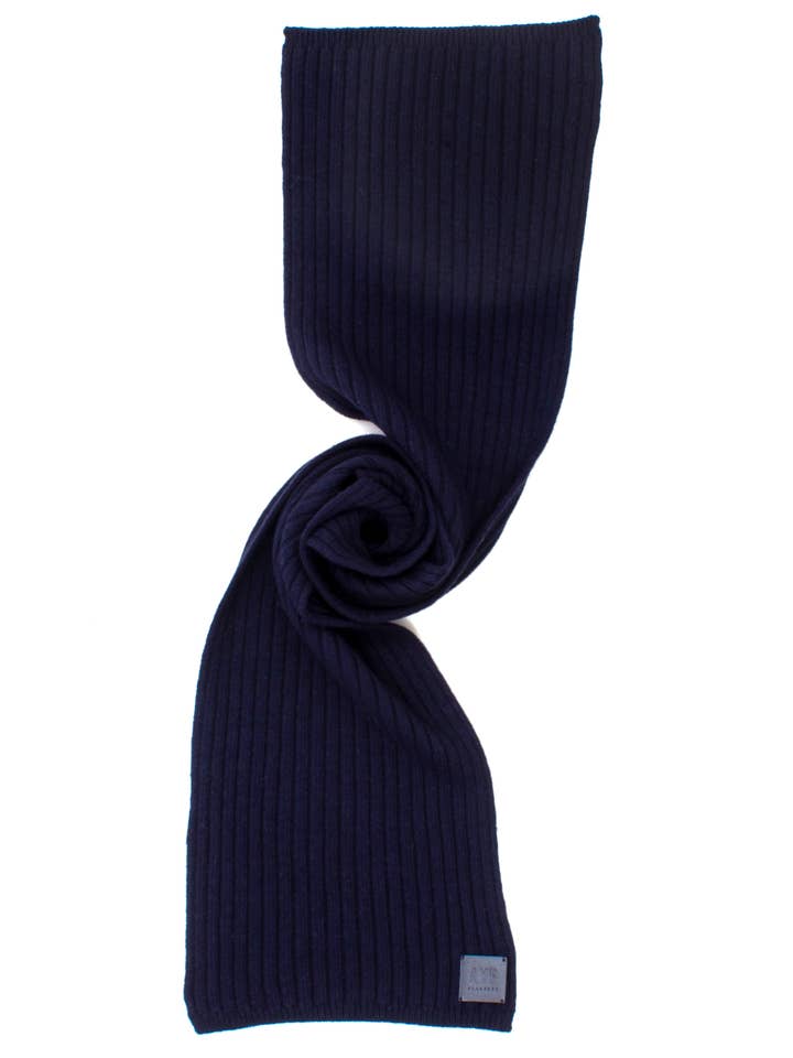 ÉTOLE CÔTELÉE AVEC ÉCUSSON DE COULEUR UNIE 35 % VI 30 % WO 30 % PA 5 % WS MA pour la vente par Ayfee