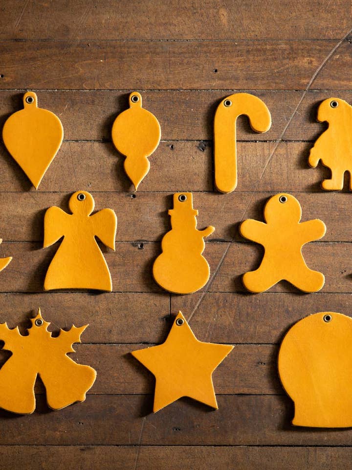 Gul Ornament Kollektion for engroshandel hos Leather Ornaments