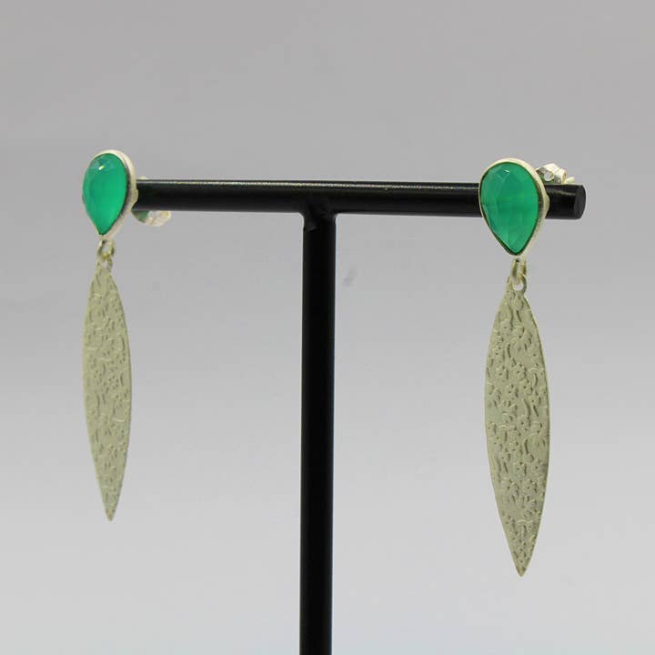 LA MAR - Wholesale Dangle Earrings - Silver-plated earrings with green onyx gemstone3